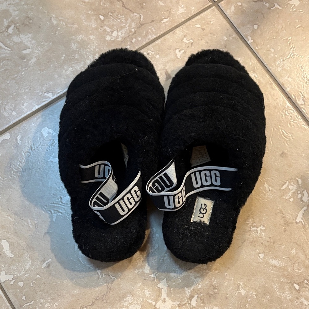 UGG Black Fluffy Slides with Logo Strap